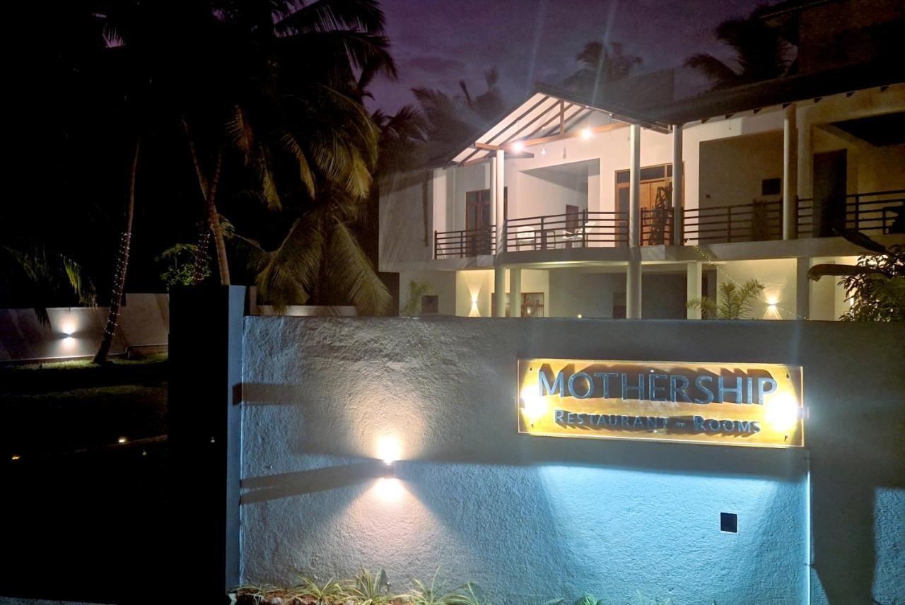 Mothership Tangalle Luaran gambar